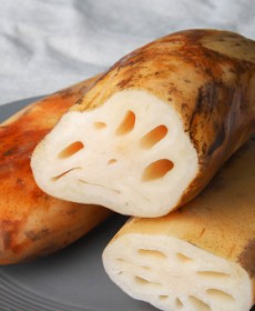 햇 연근 (연근이 철입니다.)